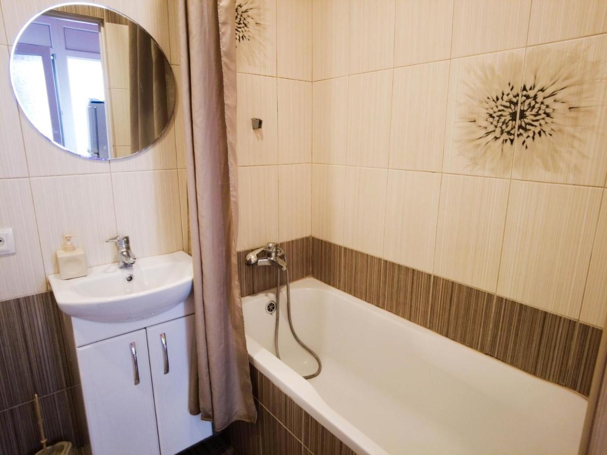 Світло Цілодобово Apartments In The City Center إلفيف المظهر الخارجي الصورة